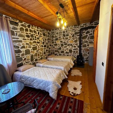 Ballkon Turi Tiranë Eksteriør bilde